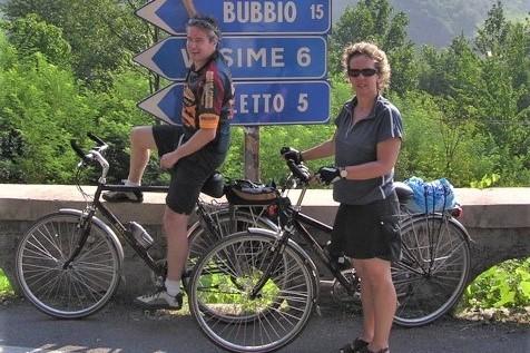 Ciclistas en Piamonte
