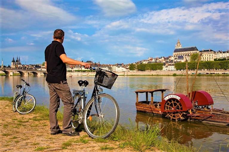 Ciclista en Blois