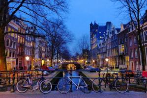 Amsterdam por la noche