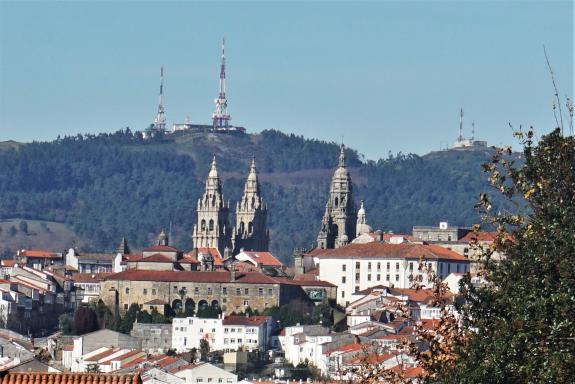 Vistas de la entrada a Santiago de Compostela por el Camino Sanabrés
