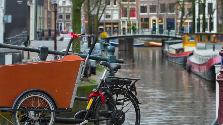 Bicicleta con caja delantera, estilo holandés