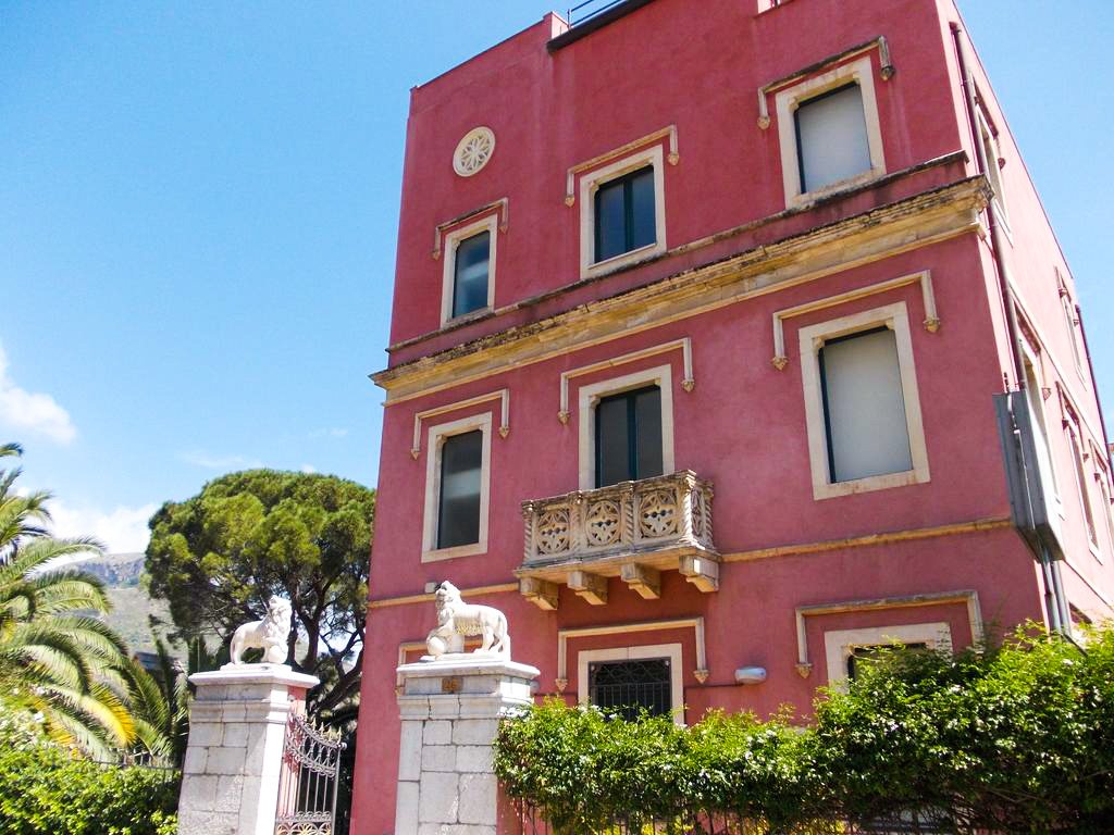  Hotel Pensione Svizzera - Taormina