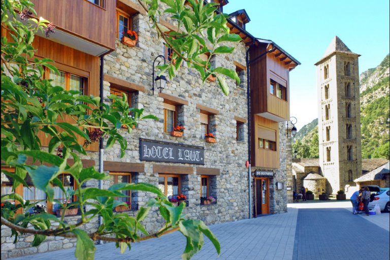 Hotel l'Aüt (Erill la Vall)