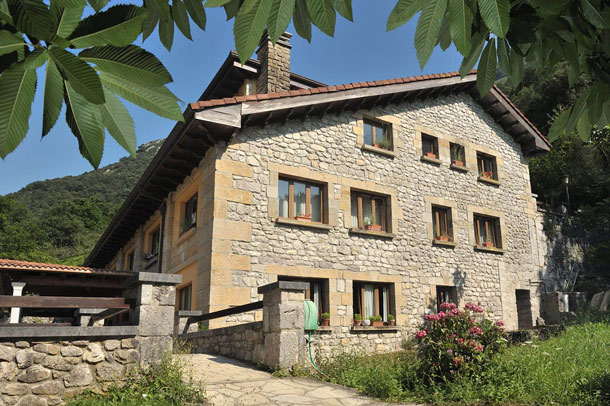 Hotel La Casa de Juansabeli