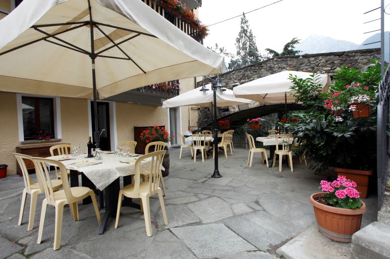 Hotel Cecchin (Aosta)