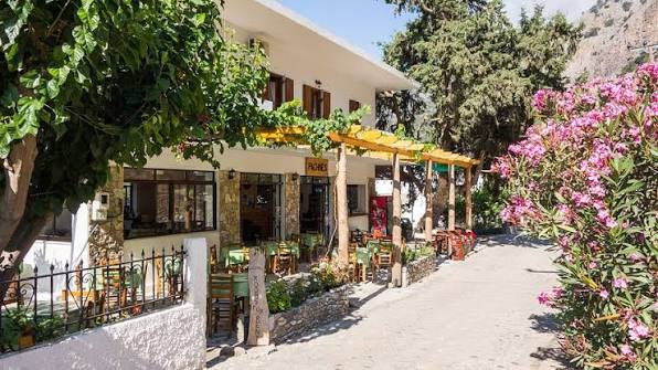 Pachnes Pension (Agia Roumeli)