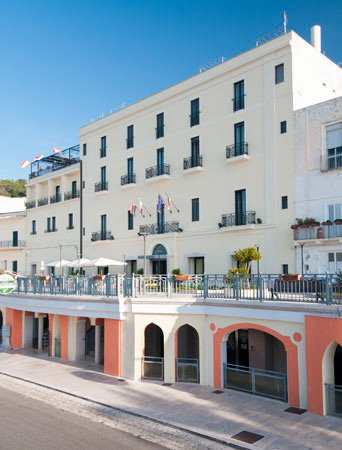 Grand Hotel Mediterraneo **** (Santa Cesarea Terme)